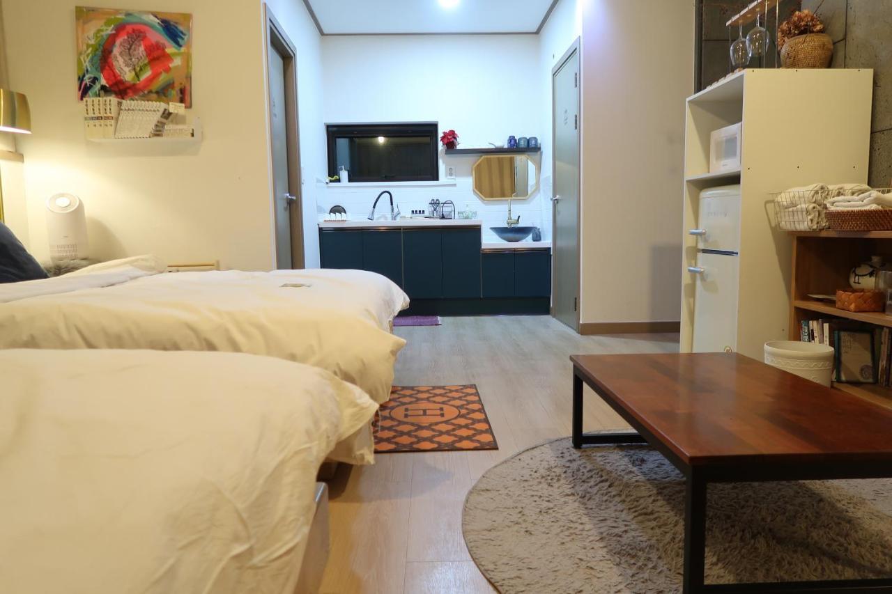 Andong Poong-gyung HOSTEL n LIBRARY Exterior foto